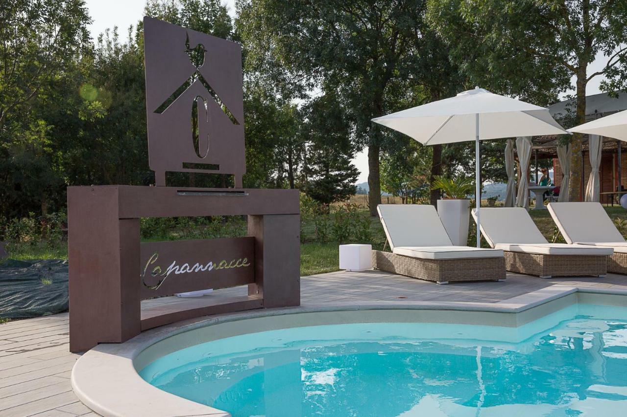 Agriturismo Le Capannacce 우르바니아 외부 사진